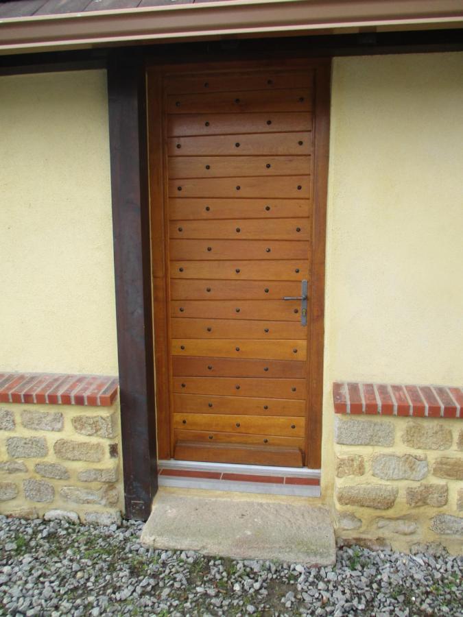 Chez Bari Bourbon-lʼArchambault